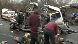 吉林发生重大车祸 已致8死6伤 ：混凝土罐车与面包车相撞