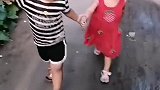 妹妹别怕，有哥哥在呢