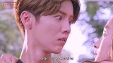 关晓彤大胆直播卸妆，看到素颜的她，终于明白鹿晗为何非她不可！