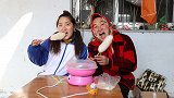 搞笑童年：小时候妈妈专门买棉花糖机，给我做棉花糖吃，妈妈真好