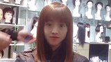 论发型的重要性，短发大姐戴上假发，瞬间变甜美姑娘