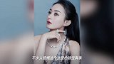 赵丽颖高马尾露背装亮相,网友实名羡慕颖宝的锁骨