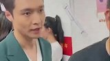 张艺兴文艺汇演后台路透