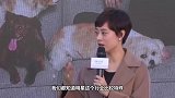 孙俪接儿子放学被撞见，妈妈亲切接地气，儿子乖巧懂礼貌