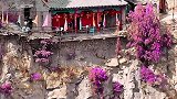 山西河津大山上的悬空建筑，这么险峻的地方当年是怎样修建的呢！