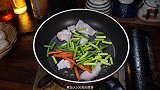 小炒肉怎么炒，百吃不腻的蒜苔炒肉，超级下饭
