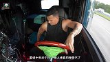 为什么大货车司机跑长途，总会带个女人？货车司机说了实话！