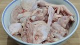 鸡肉好吃有绝招，大厨教你饭店不外传的秘诀，鲜嫩不腥又不柴