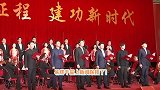 易烊千玺跨年露面《新闻联播》，参加新年茶会，被赞正能量好青年