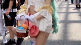 16岁初中生cos初音未来，这要是被老师看见了，会被罚站吧！