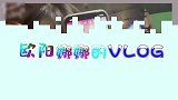 欧阳娜娜的VLOG，被网友指使拍照，摆拍动作被好友嫌弃