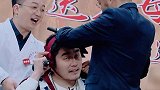 是什么让 王一博 笑到停不下来