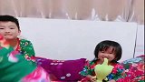 第一胎双胞胎儿子，第二胎双胞胎女儿，家有龙凤四胞胎，厉害了