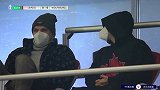 第52分钟RB莱比锡球员穆基勒射门 - 打偏