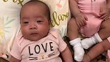 三胞胎宝宝听音乐反应各不相同,老大熟睡老二清醒老三半睡半醒！