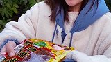 火爆鸡筋 小时候的味道！香香辣辣~好吃到飞起！零食 零食推荐 网红零食  儿时的味道 妈呀太香了