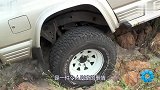 牛人发明汽车“脱困自救神器”,无需救援,一根绳子自己轻松搞定