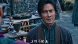 这只大公鸡可厉害了，它能跟大蜈蚣对战。