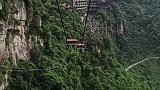 悬崖峭壁的速滑，确实刺激了