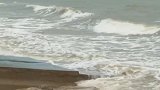 台风“浪卡”将至！琼州海峡停航，三亚全市学校停课、景区关闭