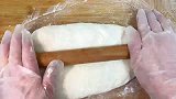 松软豆沙饼，蓬松暄软，放凉不发硬