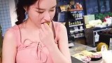 有没有那种边吃边干活的水果店我带表妹去应聘！