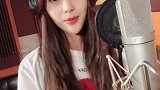 小姐姐深情演唱《往后余生》，歌声优雅动人，不愧是做主播的