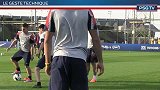 法甲-1314赛季-巴黎训练维拉蒂脚后跟传球-新闻