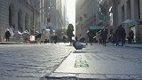 小伙的公司终于在美国上市，医院那边却传来坏消息