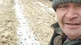这地真难翻啊优质农产品 田间地头 农村 黑龙江 农业 农村生活 种地不容易 农民 田园生活
