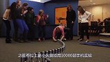 牛人模拟最大的多米诺骨牌，一口气砸倒自由女神像，场面惊艳了！