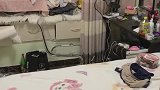 狗子：天天就知道玩，也不打扫下房间！