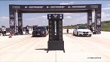 同门同车同赛道，取胜诀窍靠擦车？宝马 竞速 赛车 FAST4WARD