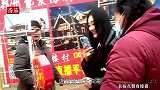 竟是炒作大衣哥在家满脸笑容弹古筝，儿媳妇录短视频又蹦又跳！