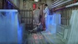 小伙被冻成冰雕再被解冻，这酸爽没谁了