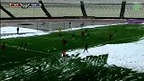 雪地踢球是何体验？中亚女子U23锦标赛变大型雪地场