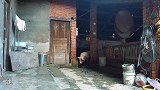 桃子姐家卖了13头肥猪，回家做两锅馒头，一家人吃得津津有味