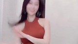 这位姑娘厉害了，穿紧身裤跳这舞蹈，我看了不下20遍