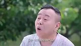 大婶凶巴巴叉着腰吵大叔，大叔都还不了嘴只能听着
