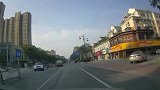遇到这种“鬼探头”一点办法都没有，连自己孩子的性命都不当回事