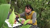 胖妹做的秘制猪肘子看着就让人口水流一地，吃得真馋人