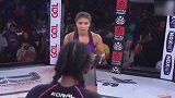 超暴力MMA女子战！双马尾小姐姐一脚飞踢快准狠直接KO！