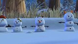 萌鸡小队：雪人和麦奇玩起打雪仗，追着麦奇打，真的太坏了