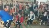 愤怒！男幼师让孩子自扇嘴巴被拘 已不是第一次殴打学生