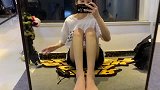 每次拍视频她都来捣乱也不跟我一起拍