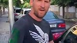 梅西邻居分享视频：四次请求梅西录制视频他都同意了