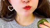 青团 芝麻，艾草，蛋黄肉松，多种口味，软糯清香，你吃过青团吗？零食  美食创作人   光盘行动