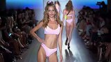 欧美泳装秀场，模特任性摆拍，简直是极品