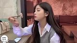 爆笑：小姐姐大可不必自己动嘴，周围的舔狗已经跃跃欲试了