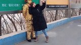 哎呀妈呀，我以为这是个雕像呢！